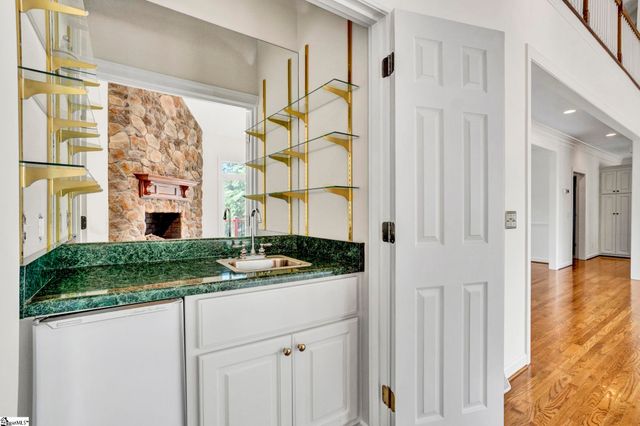 401 Ladykirk Lane, Greer, SC 29650