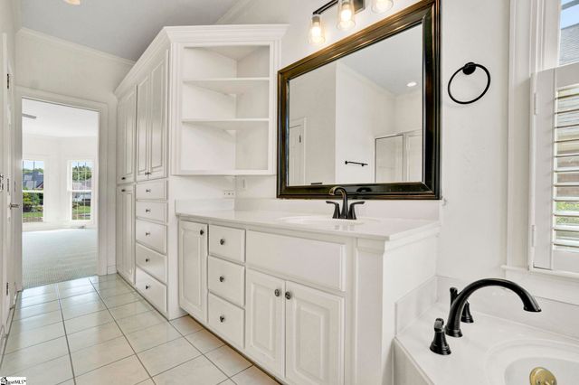 401 Ladykirk Lane, Greer, SC 29650