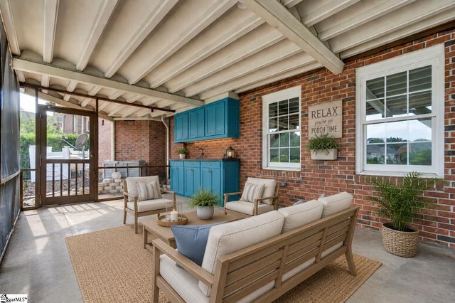 401 Ladykirk Lane, Greer, SC 29650