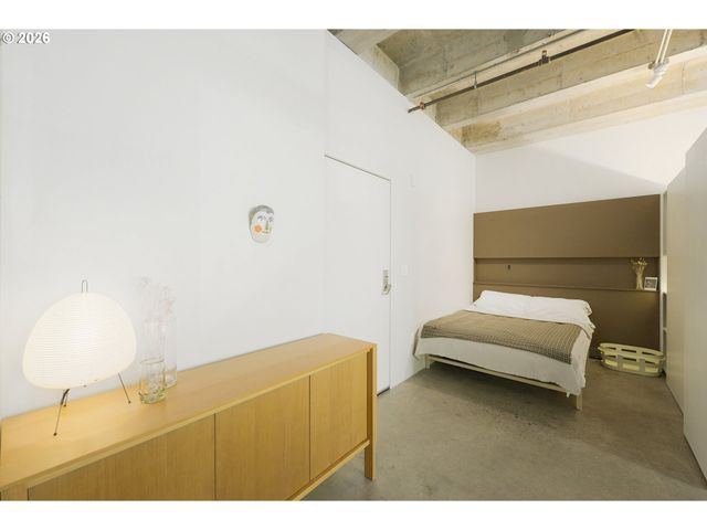 900 Ne 81st Ave 103, Portland, OR 97213