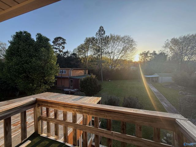 9608 SE Waldrop Drive SE, Huntsville, AL 35803