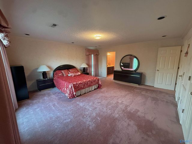 9608 SE Waldrop Drive SE, Huntsville, AL 35803