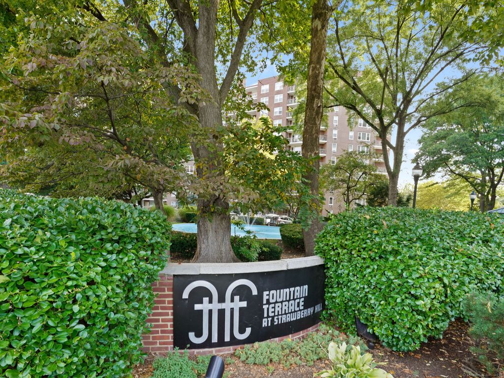 71 Strawberry Hill Avenue APT 110, Stamford, CT 06902