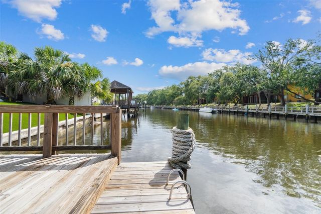 5809 IMPERIAL KEY, Tampa, FL 33615