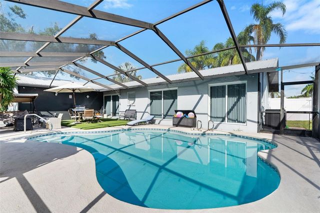 5809 IMPERIAL KEY, Tampa, FL 33615