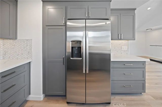 422 Parkman, Los Angeles, CA 90026