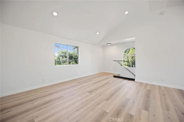 422 Parkman, Los Angeles, CA 90026
