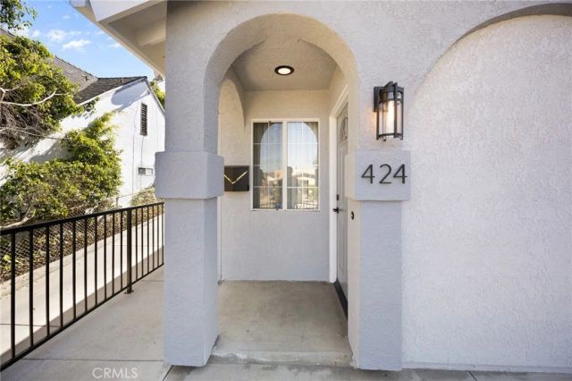 422 Parkman, Los Angeles, CA 90026