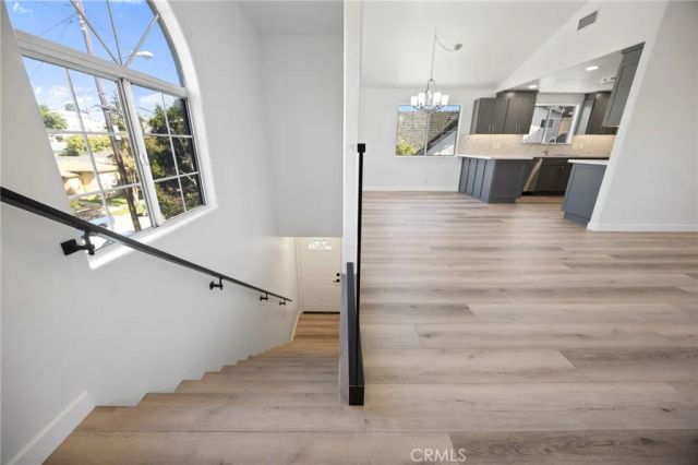 422 Parkman, Los Angeles, CA 90026