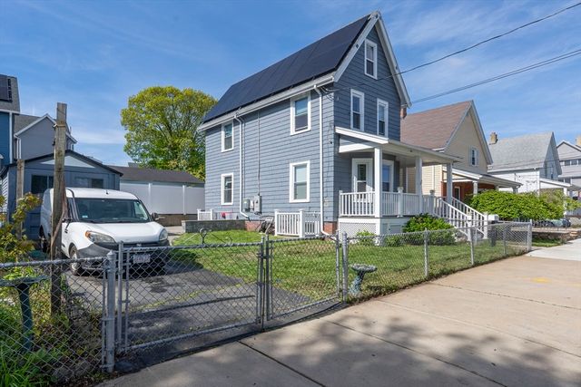 17 Estes Street, Everett, MA 02149