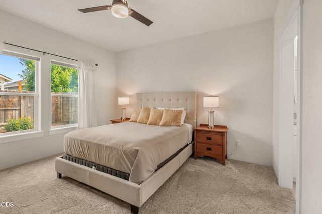 692 Kaitlin Lane, Medford, OR 97501