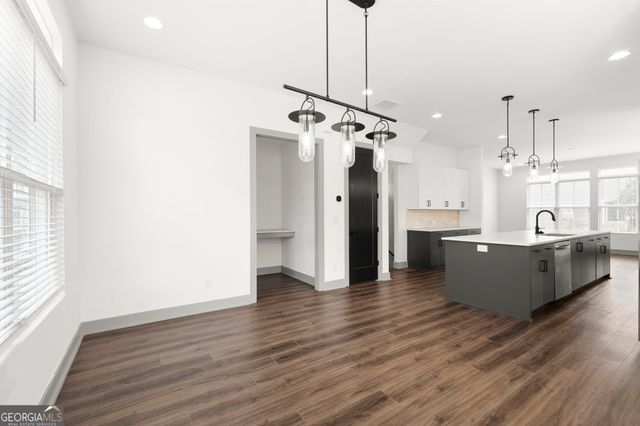 1250 Oxley Lane NW, Atlanta, GA 30307