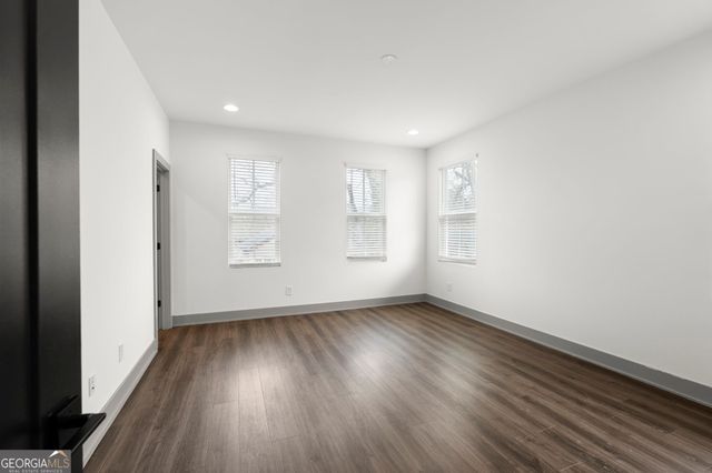 1250 Oxley Lane NW, Atlanta, GA 30307