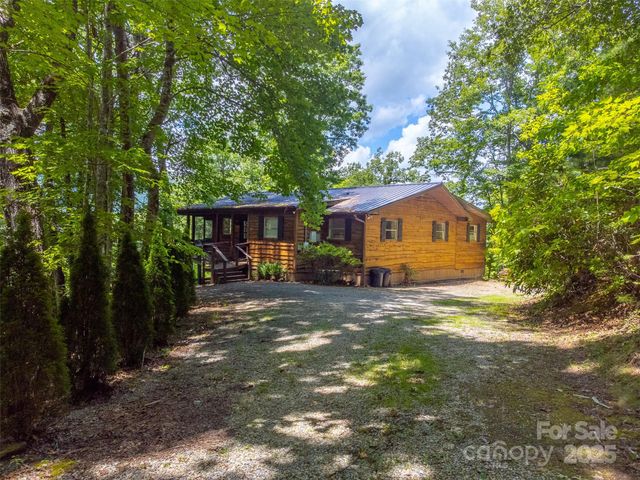 413 Tuskeegee Acres Road, Robbinsville, NC 28771