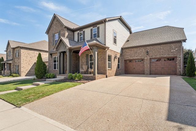 5008 Rizer Point Dr, Franklin, TN 37069