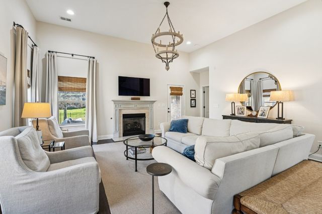 5008 Rizer Point Dr, Franklin, TN 37069