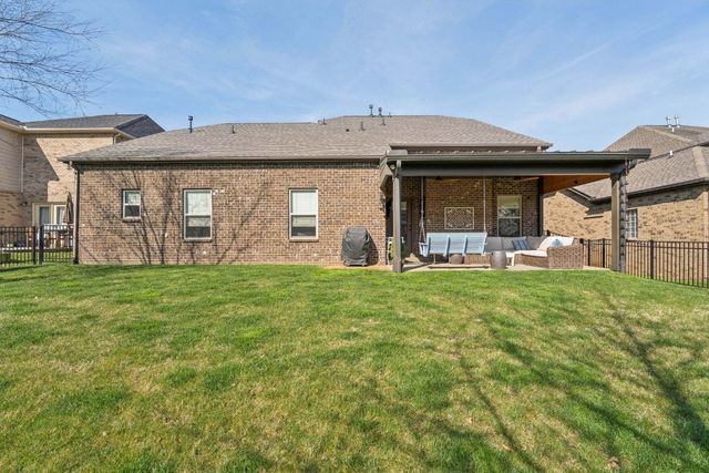 5008 Rizer Point Dr, Franklin, TN 37069