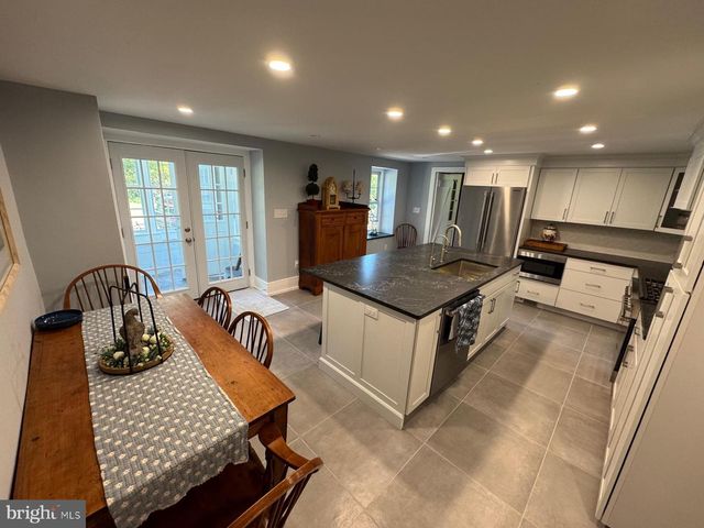 512 SWEDESFORD RD, Ambler, PA 19002