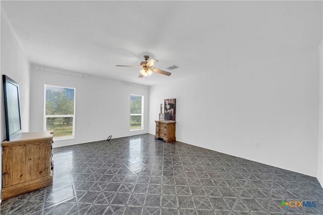 6 River Bluff Drive, Lytle, TX 78052