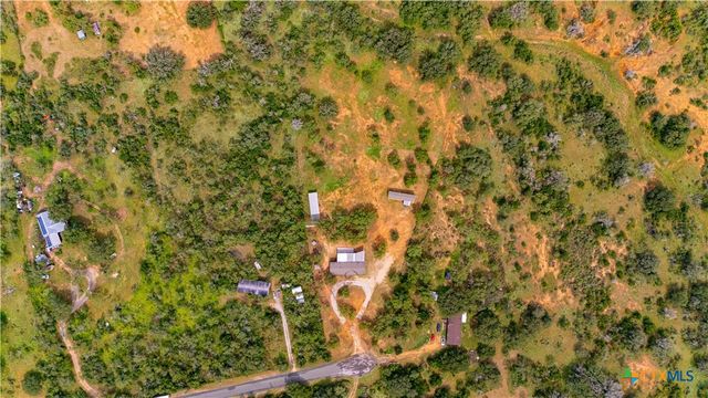 6 River Bluff Drive, Lytle, TX 78052