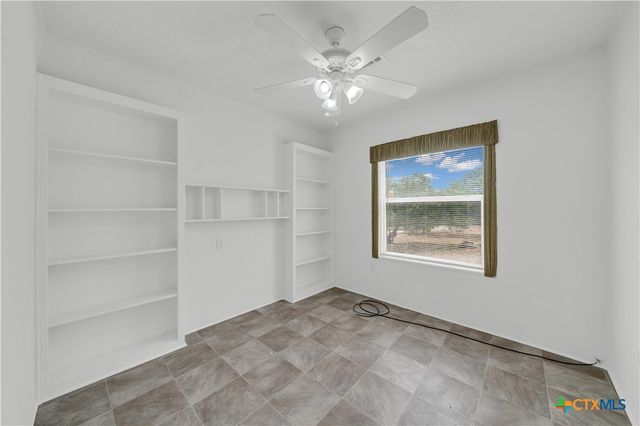 6 River Bluff Drive, Lytle, TX 78052