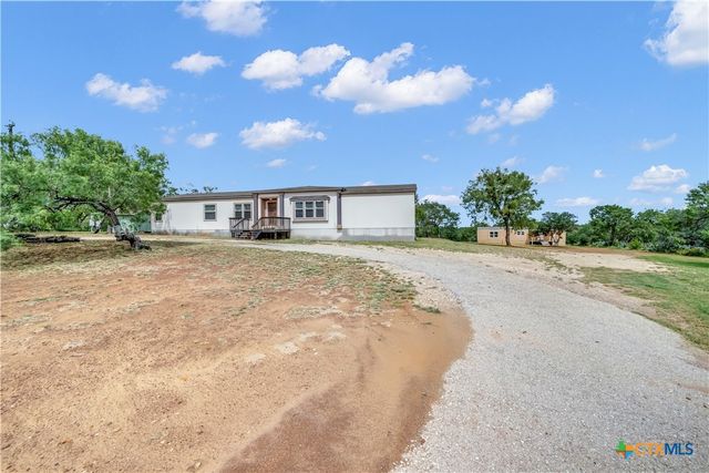 6 River Bluff Drive, Lytle, TX 78052