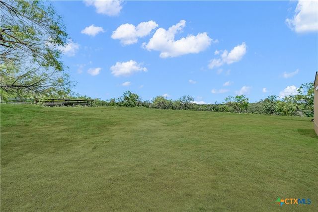 6 River Bluff Drive, Lytle, TX 78052