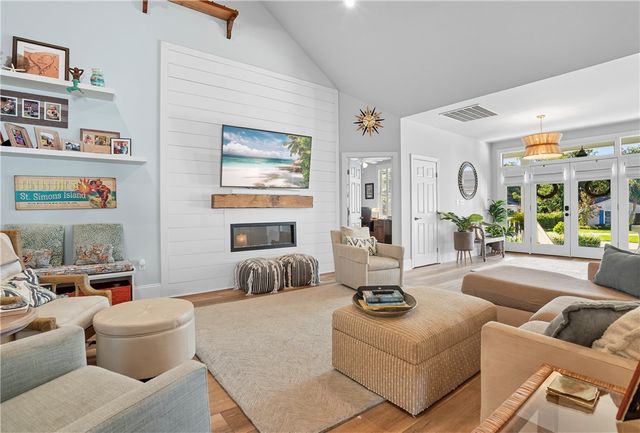 533 Timmons Street, St Simons Island, GA 31522