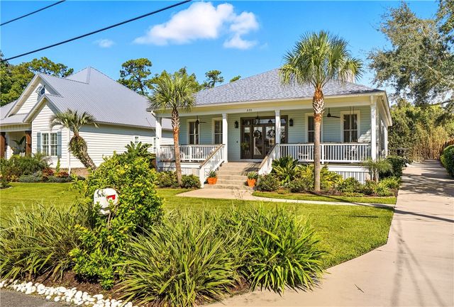 533 Timmons Street, St Simons Island, GA 31522