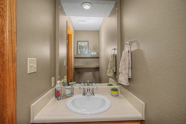 3714 Columbine Circle, Ames, IA 50010