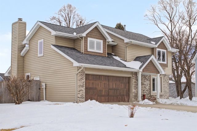 3714 Columbine Circle, Ames, IA 50010