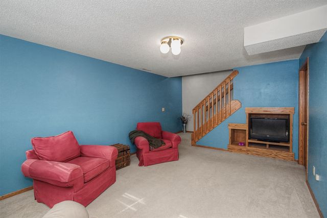 3714 Columbine Circle, Ames, IA 50010