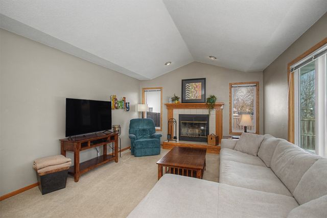 3714 Columbine Circle, Ames, IA 50010