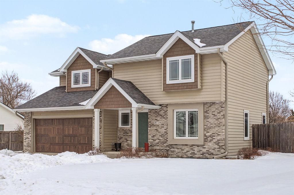 3714 Columbine Circle, Ames, IA 50010