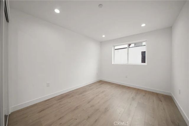 171 S Hoover, Los Angeles, CA 90004