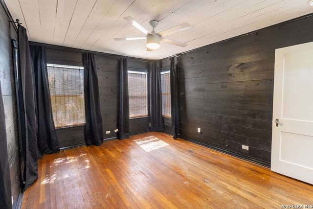 439 ASTOR ST, San Antonio, TX 78210