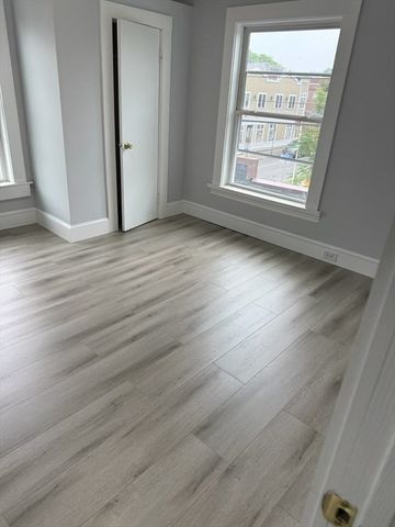 104 Park St 2, Attleboro, MA 02703