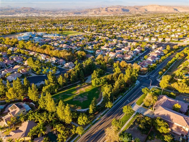 3568 Birchleaf, Corona, CA 92881