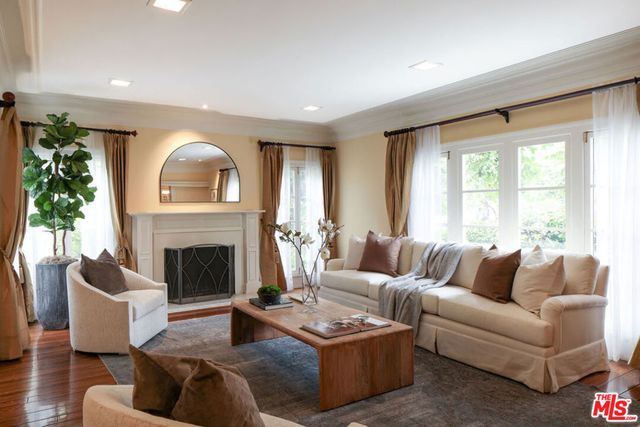 218 Lorraine, Los Angeles, CA 90004