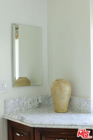 218 Lorraine, Los Angeles, CA 90004