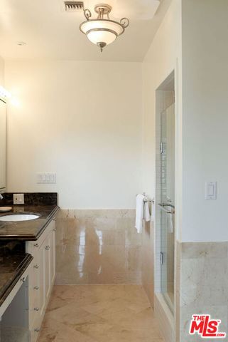 218 Lorraine, Los Angeles, CA 90004