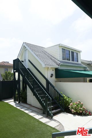 218 Lorraine, Los Angeles, CA 90004