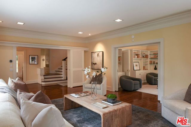 218 Lorraine, Los Angeles, CA 90004