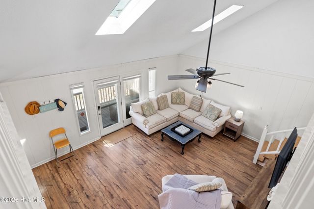 172 E Second Street, Ocean Isle Beach, NC 28469