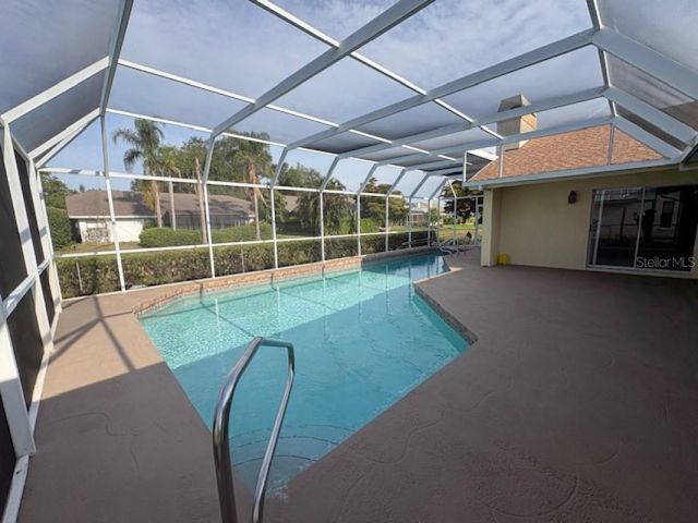 4622 MEADOWVIEW CIRCLE, Sarasota, FL 34233