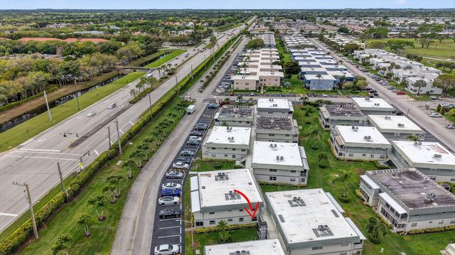 204 Flanders E, Delray Beach, FL 33484