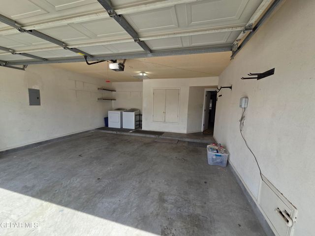 12345 NANCY LEE Avenue, El Paso, TX 79928