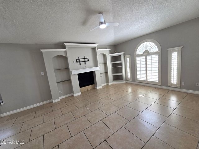 12345 NANCY LEE Avenue, El Paso, TX 79928