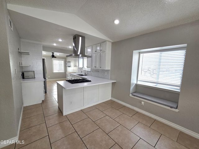 12345 NANCY LEE Avenue, El Paso, TX 79928