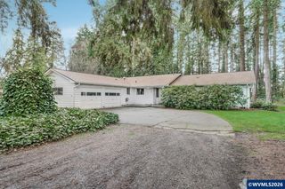375 Fir Knoll Ln NE, Salem, OR 97317
